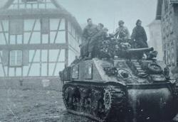 Char sherman de la 2e db fin novembre 1944 ecpad