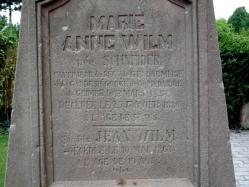 Stele cantiniere wilm gros plan